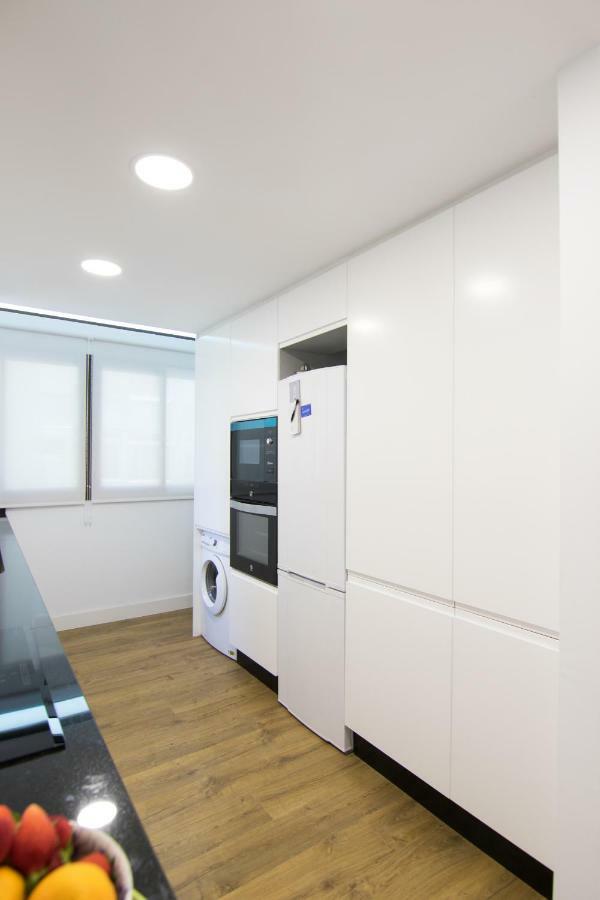 Homeforguest Stylish And Modern Apartment Overlooking Las Canteras Las Palmas de Gran Canaria Zewnętrze zdjęcie