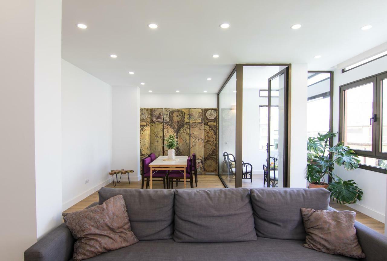 Homeforguest Stylish And Modern Apartment Overlooking Las Canteras Las Palmas de Gran Canaria Zewnętrze zdjęcie