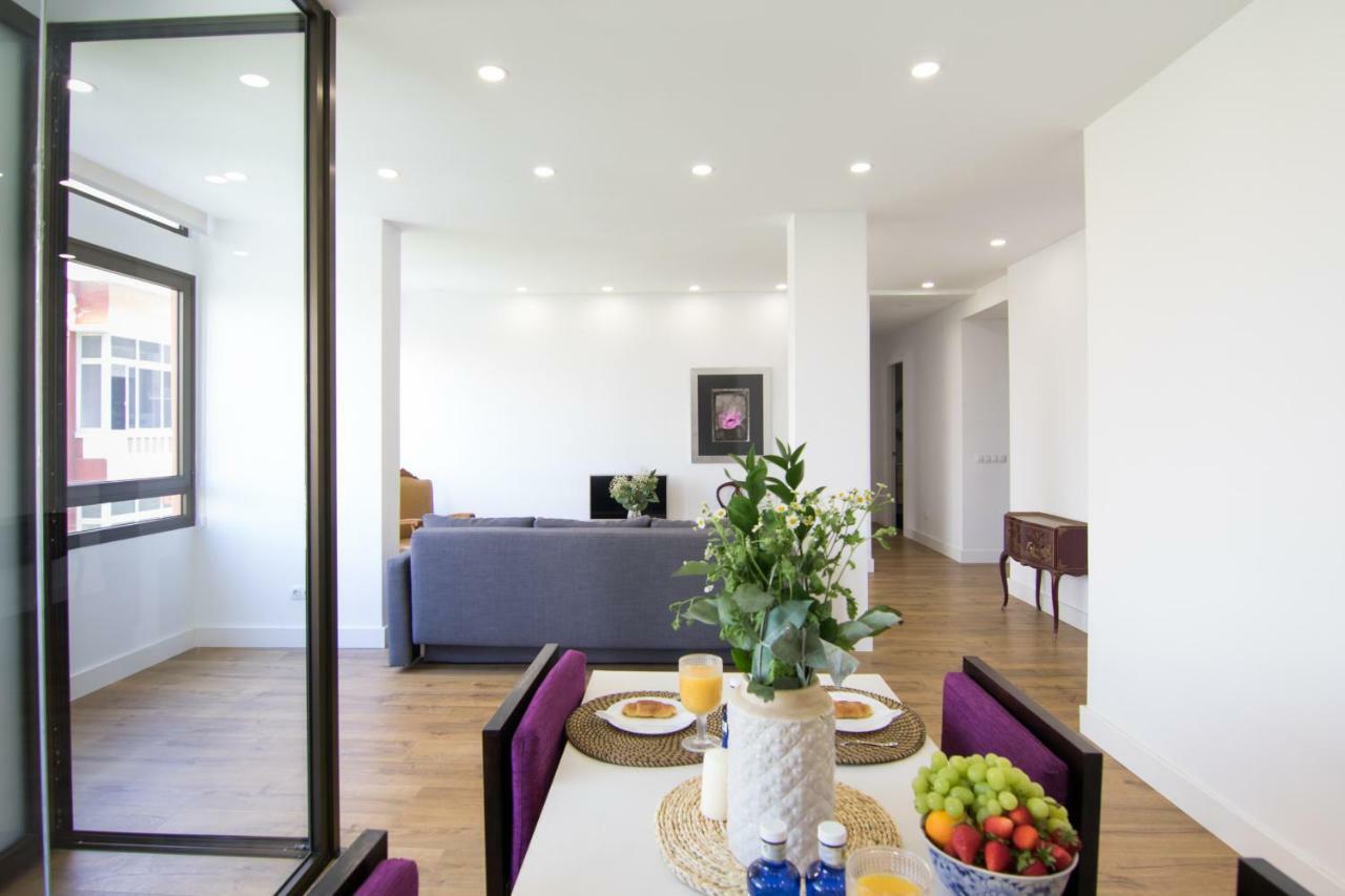 Homeforguest Stylish And Modern Apartment Overlooking Las Canteras Las Palmas de Gran Canaria Zewnętrze zdjęcie