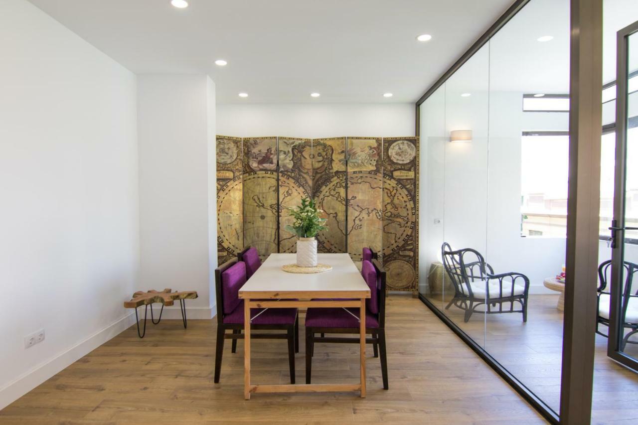 Homeforguest Stylish And Modern Apartment Overlooking Las Canteras Las Palmas de Gran Canaria Zewnętrze zdjęcie