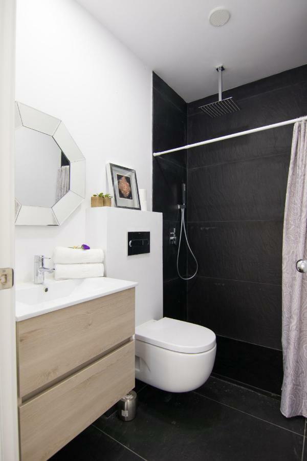 Homeforguest Stylish And Modern Apartment Overlooking Las Canteras Las Palmas de Gran Canaria Zewnętrze zdjęcie