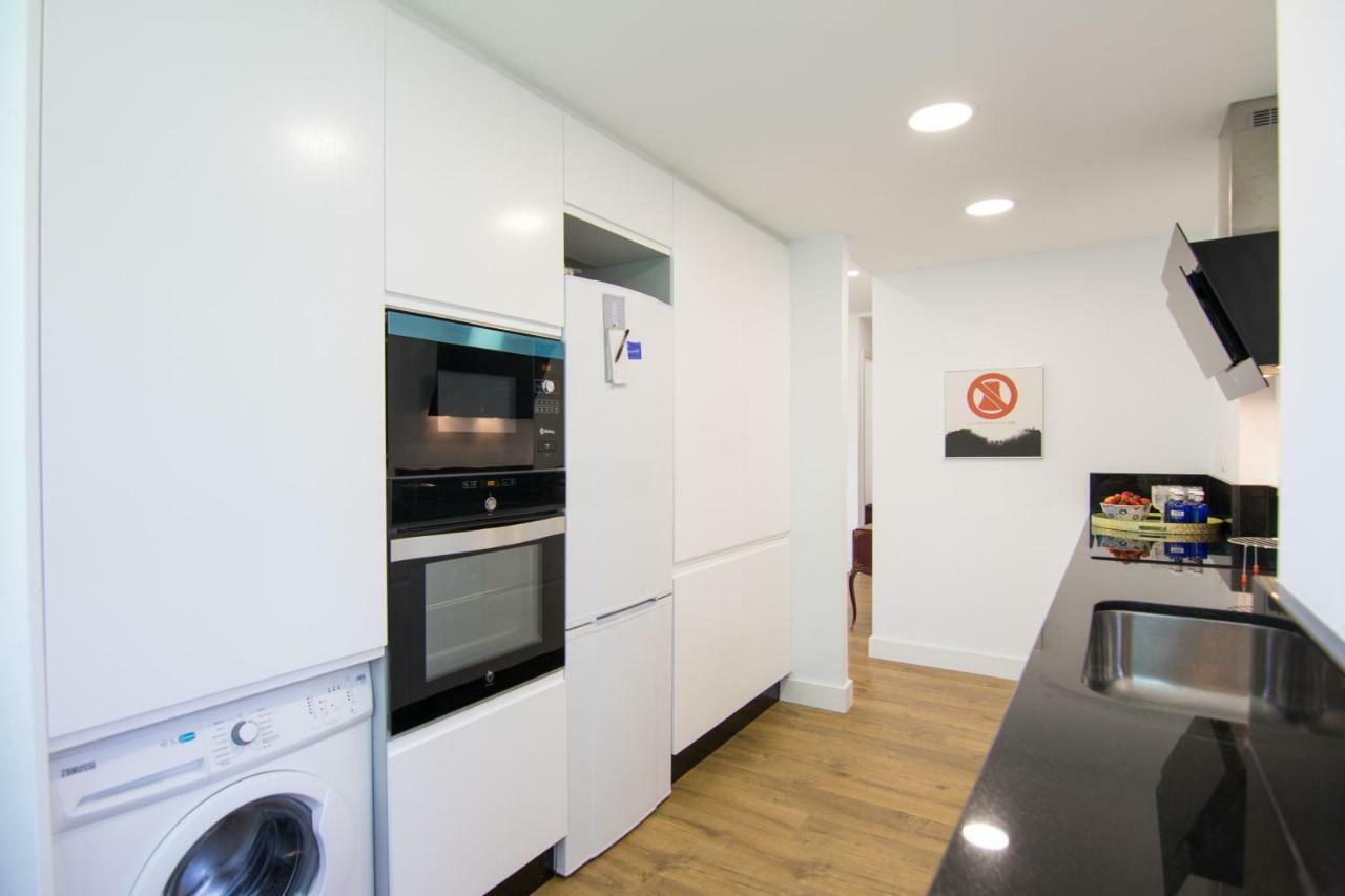 Homeforguest Stylish And Modern Apartment Overlooking Las Canteras Las Palmas de Gran Canaria Zewnętrze zdjęcie