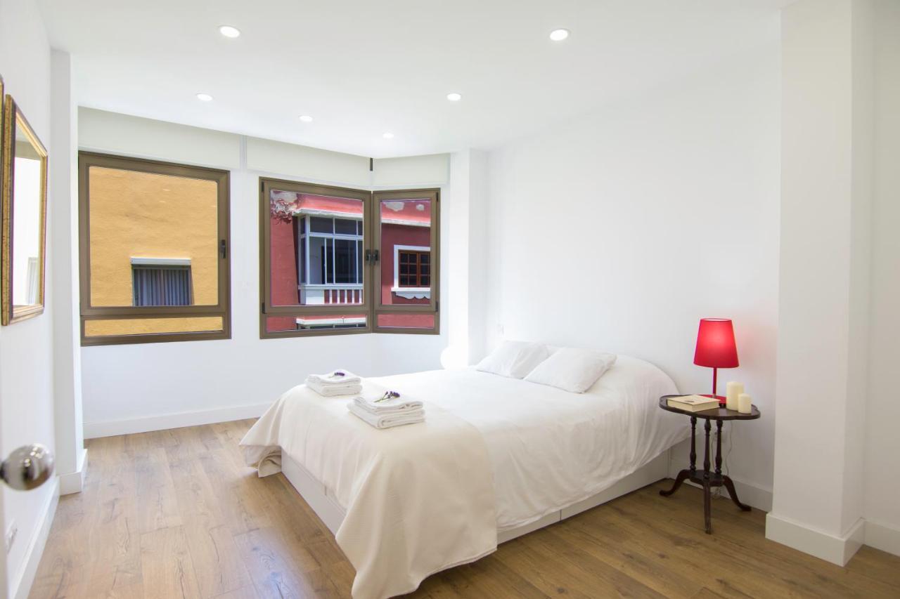 Homeforguest Stylish And Modern Apartment Overlooking Las Canteras Las Palmas de Gran Canaria Zewnętrze zdjęcie